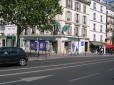  marchand de produits pharmaceutiques et parapharmaceutiques